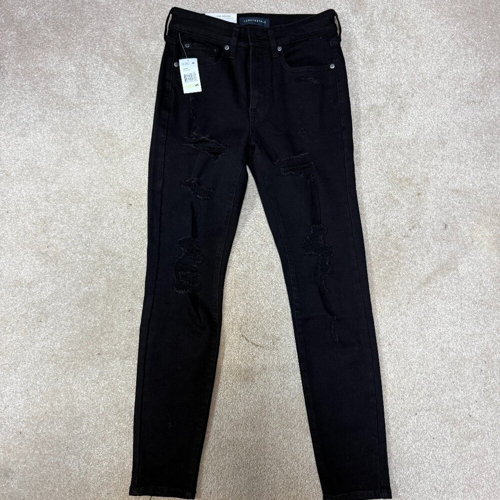 Distressed Aeropostale Skinny Jeans